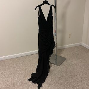 Mac Duggal size 4